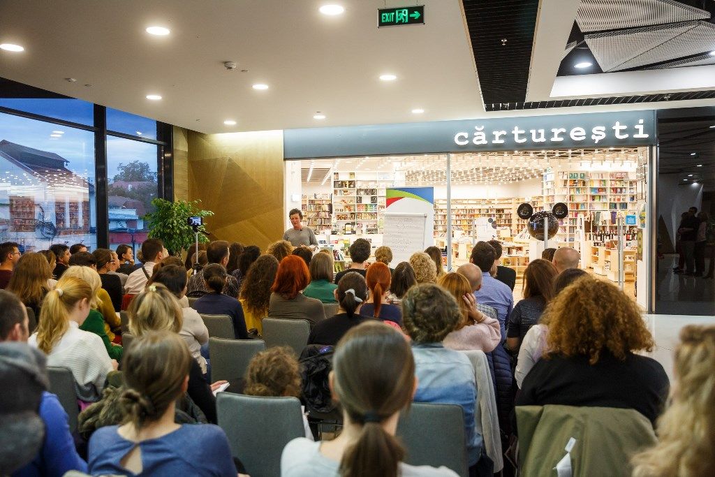 Luni de poveste la Carturesti, Platinia Shopping Center - Despre relații - Gabriela HUM